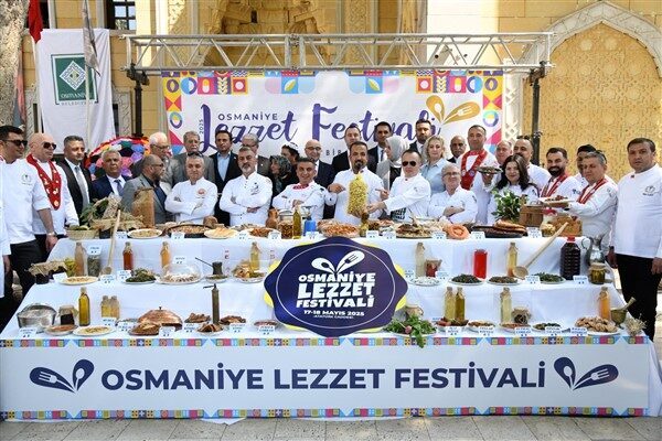 Osmaniye Belediyesi, Atatürk Caddesi'nde düzenlenecek festival öncesi yörenin lezzetleriyle lansman