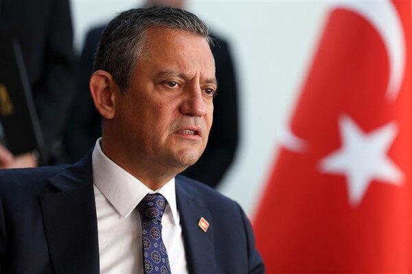 CHP Genel Başkanı, Konya'daki büyük buluşmada Anadolu'nun vicdanına sığındıklarını belirterek