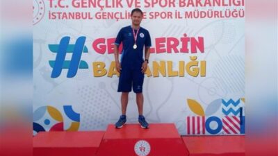 Trabzon Büyükşehir Belediyespor Kulübü sporcusu Emrah Öztürk, İstanbul'da düzenlenen Özel