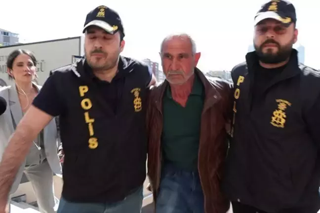 CHP Genel Başkanı Özgür Özel'e TBMM Başkanvekili Sırrı Süreyya Önder'in