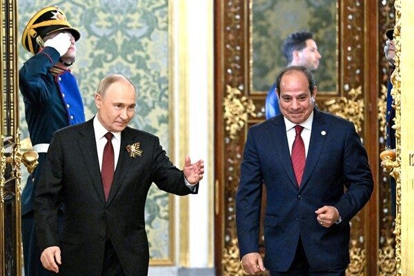 Rusya Devlet Başkanı Putin, Rusya-Mısır ilişkilerinin güçlendiğini vurgulayarak, ticaret hacmindeki