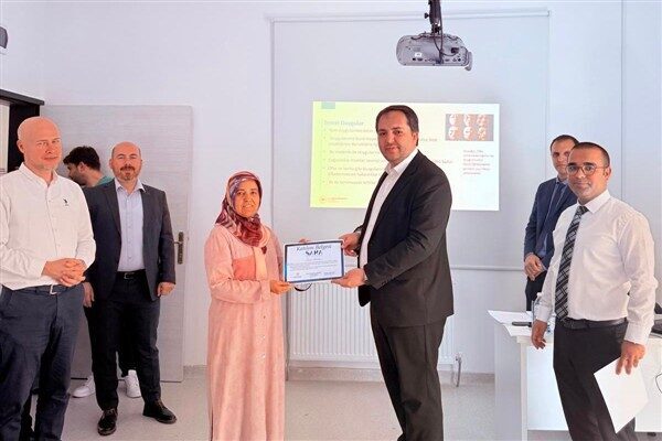 Sağlık Bakanı Prof. Dr. Kemal Memişoğlu’nun açılış dersini yaptığı Sağlıklı