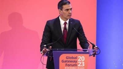 İspanya Başbakanı Pedro Sánchez, ülkesinin zorluklar karşısındaki kararlılığı ve vatandaşların