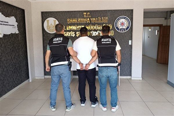 Şanlıurfa’da emniyet ve jandarma birimlerince aranan şahısların yakalanmasına yönelik çalışmalarını
