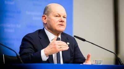 Almanya Başbakanı Scholz, Avustralya Başbakanı Albanese'yi seçim zaferi dolayısıyla tebrik