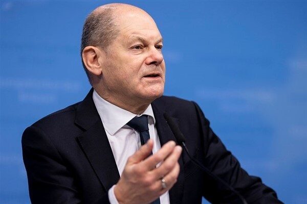 Almanya Başbakanı Scholz, düşük ücretlerle çalışan insanlara destek veriyor ve
