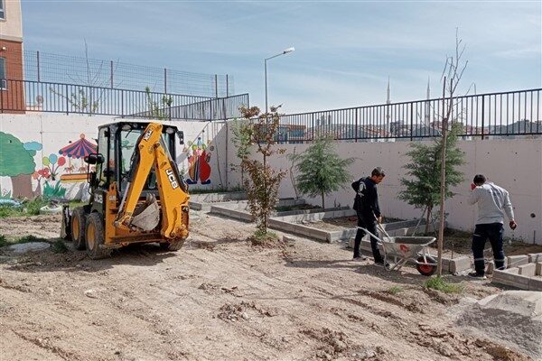 Etimesgut Belediye Başkan Yardımcısı Ebru Keyvan ve Park ve Bahçeler