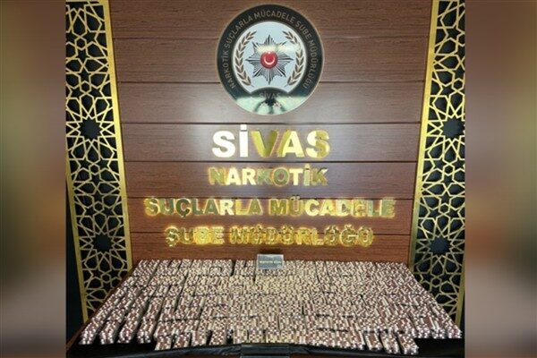 Sivas Cumhuriyet Başsavcılığı koordinesinde Narkotik Suçlarla Mücadele Şube Müdürlüğü tarafından