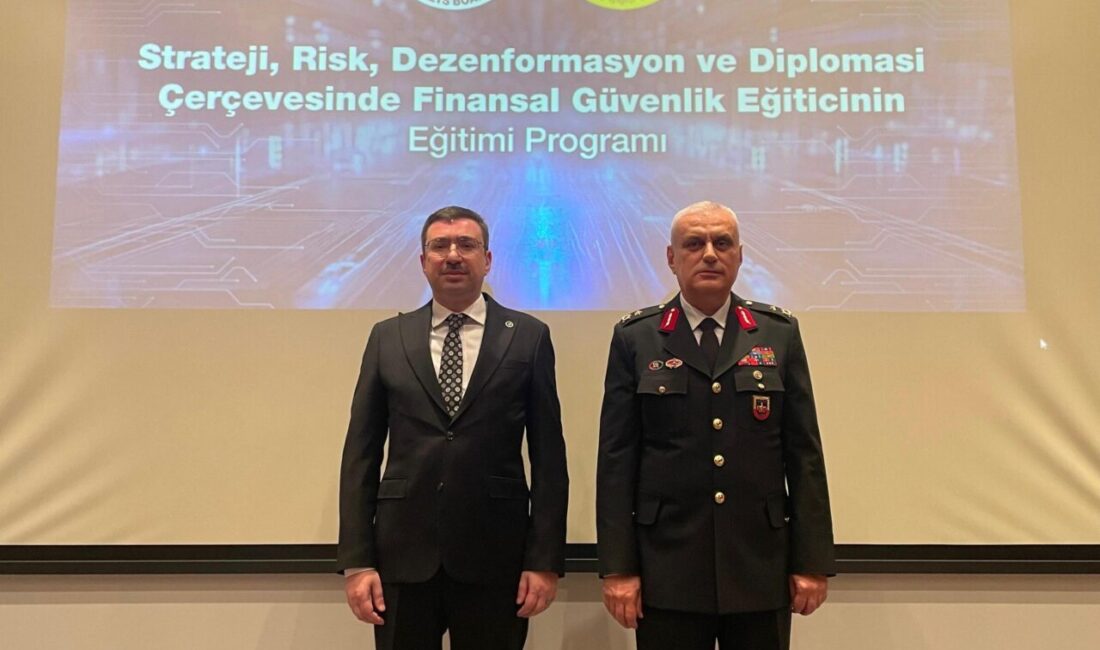 Belirlenen hedef kitlelere yönelik finansal okuryazarlık eğitimlerinde görev alacak komutanlık