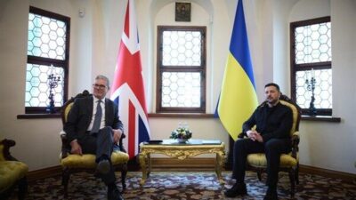 İngiltere Başbakanı Starmer, Ukrayna'daki müttefikleriyle bir araya gelerek Putin'e yönelik
