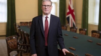 İngiltere Başbakanı Keir Starmer, muhafazakarların sınırlar üzerinde kontrolü kaybettiğini ve