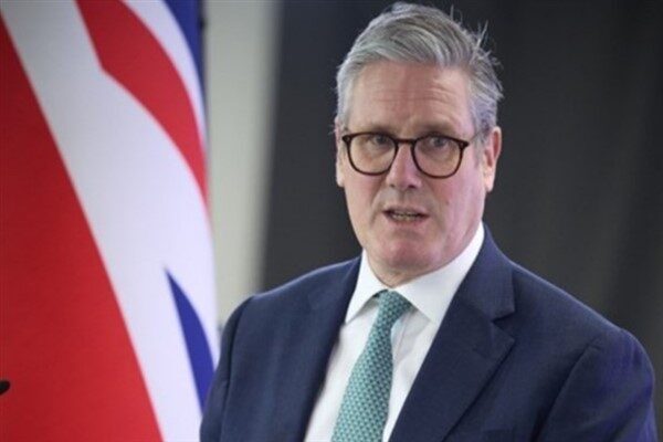  Starmer, ülkede bulunmaya hakkı olmayan yabancı suçluların sınır dışı edildiğini