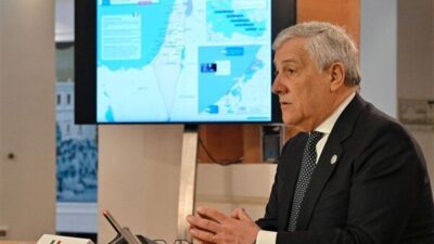 Antonio Tajani, İtalya'da Sant'Ambrogio'yu kutlamak için Ferentino'da bulundu. Tören öncesinde