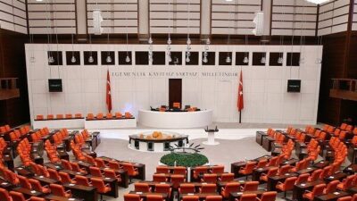 DEM Parti Milletvekili Sırrı Sürreyya Önder, aort damarı yırtılması sonucu