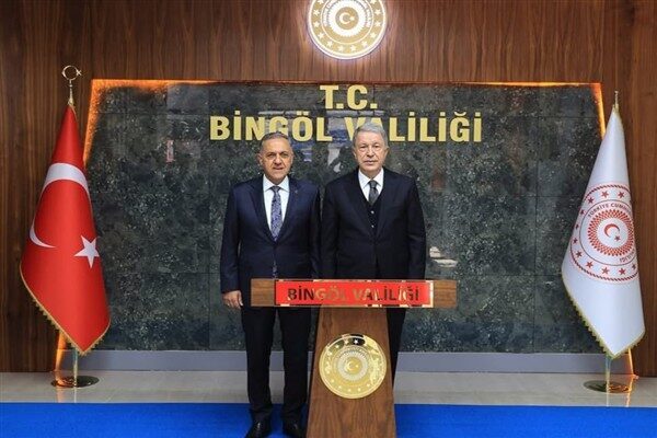 Türkiye Büyük Millet Meclisi (TBMM) Milli Savunma Komisyonu Başkanı ve