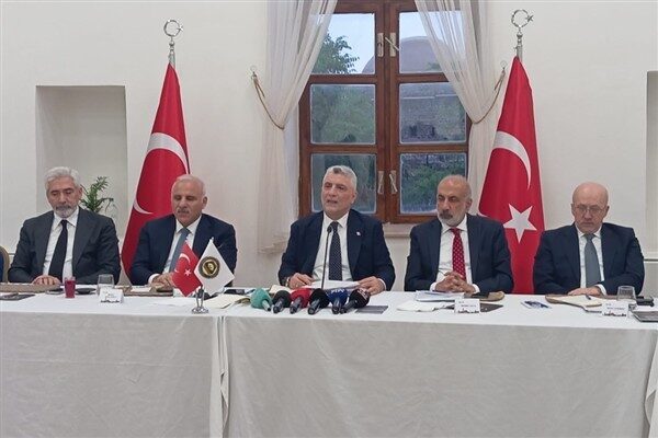 Ticaret Bakanı Serdar Bolat, Diyarbakır'ın ekonomik gelişimi hakkında açıklama yaptı.