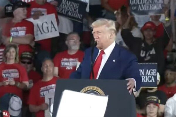 ABD eski başkanı Donald Trump, Truth Social'da ticaret anlaşmasıyla ilgili