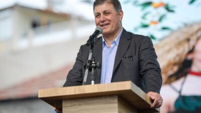 İzmir Büyükşehir Belediye Başkanı Dr. Cemil Tugay, İnciraltı planlarındaki değişiklikleri