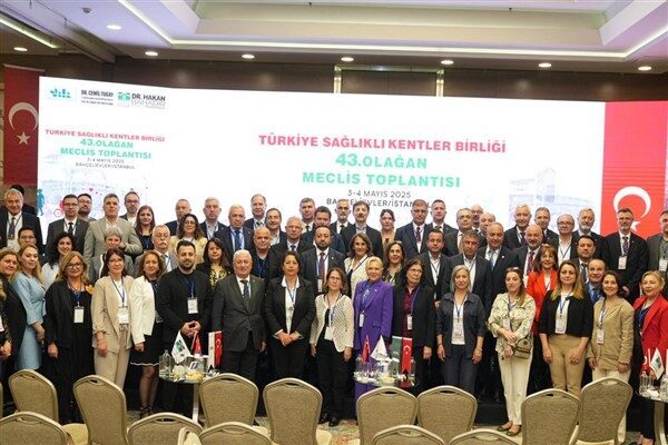 Türkiye Sağlıklı Kentler Birliği ve İzmir Büyükşehir Belediye Başkanı Dr.