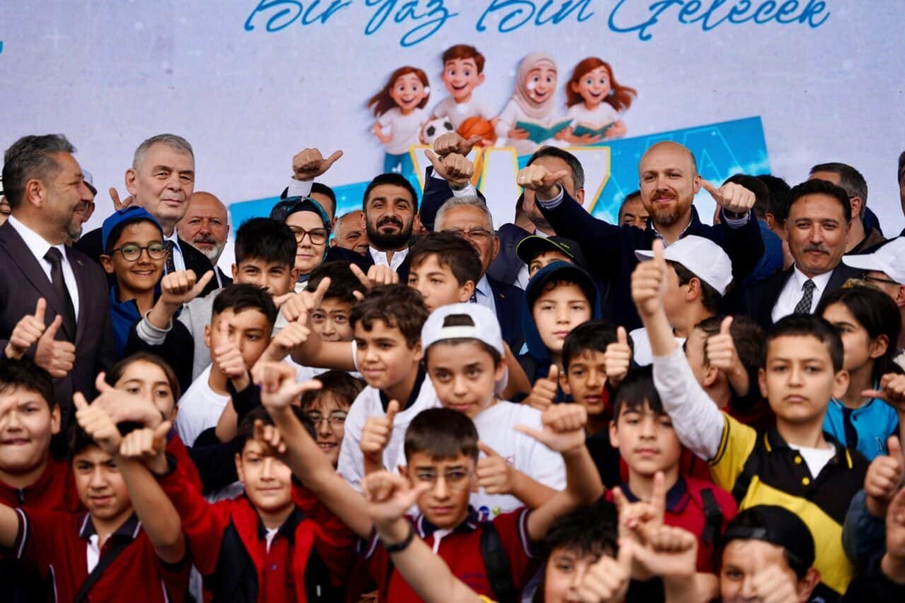 Kayseri Melikgazi’de Recep Tayyip Erdoğan Millet Bahçesi’nde gerçekleşen lansman programında