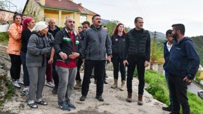 Tunceli Valisi Bülent Tekbıyıkoğlu, şiddetli fırtınanın neden olduğu çatı uçması