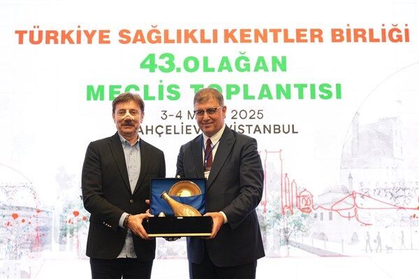 Türkiye genelinden 151 belediyenin katıldığı toplantıda sağlıklı kent projeleri masaya
