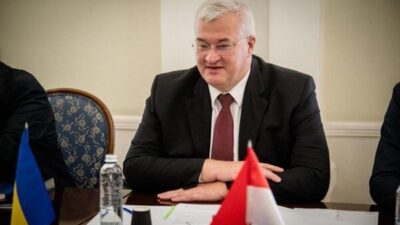 Ukrayna Dışişleri Bakanı, Fransa Avrupa ve Dışişleri Bakanı ile görüşmekten
