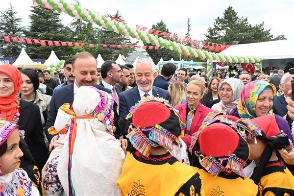 Festival kapsamında çocuklar ve yetişkinlere yönelik birçok etkinlik düzenleniyor. Etkinlikler