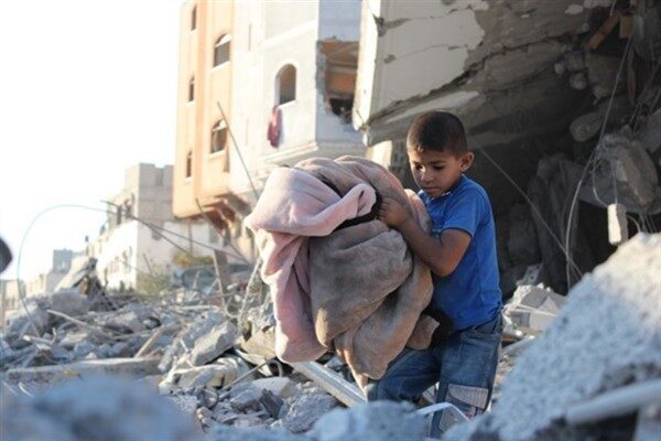 UNRWA, Gazze’de yaşanan insani felaketle ilgili uyarılarını sürdürdü. Açıklamada Gazze’de