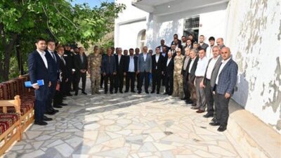 Sason Kaymakamı Furkan Başar ve beraberindeki heyet, köylerdeki yatırımları yerinde