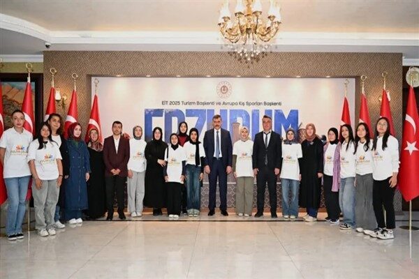 Erzurum Valisi Mustafa Çiftçi, Evliya Çelebi Öğrenci Değişim Programı çerçevesinde