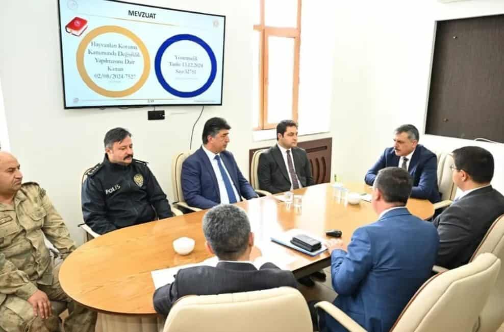 Erzurum Valisi Mustafa Çiftçi, Pasinler ilçesine gerçekleştirdiği ziyaret kapsamında İl