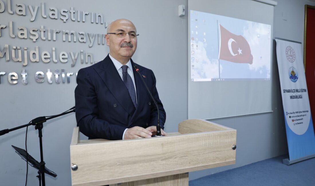 Vali Kâmil Kösger, aile yapısının önemine vurgu yaparak anneliğin ve