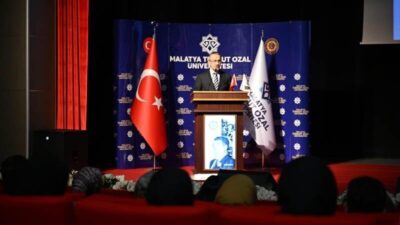 Malatya Valisi Seddar Yavuz, annelerin değerini vurgulayarak, Mustafa Kemal Atatürk'ün
