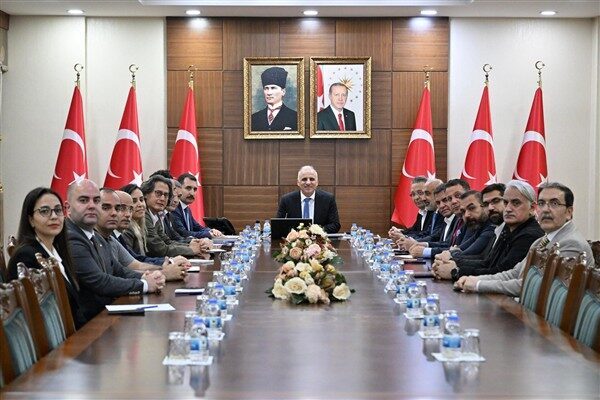 Diyarbakır'ın zengin tarihi, kültürel ve doğal mirasını geleceğe taşıyacak turizm