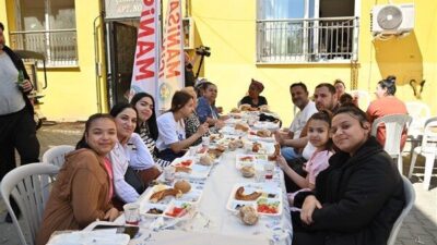 Manisa'da düzenlenen Hıdırellez Kahvaltısı'na Semih Balaban, Mehmet Arslan, Emine Özge