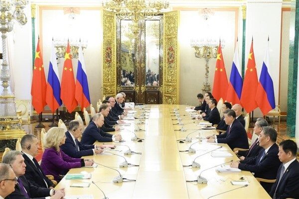 Çin Cumhurbaşkanı Xi Jinping ve Rusya Devlet Başkanı Vladimir Putin,