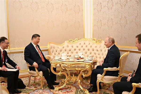 Çin Cumhurbaşkanı Xi ve Rusya Devlet Başkanı Putin, stratejik işbirliğini