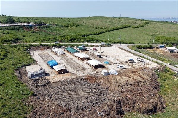 Toplam 6 bin metrekarelik alanda kurulan kurban pazarı, modern koşullara