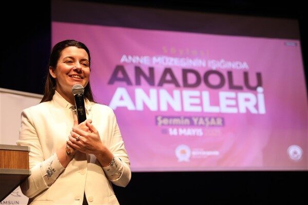 Samsun Büyükşehir Belediyesi kültür sanat faaliyetleriyle vatandaşlarla bir araya gelmeye