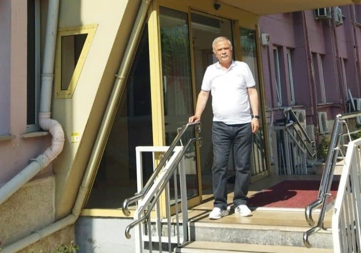 30 Ağustos Zafer Mahallesi Muhtarı Halil Özçoban, bölgede artan nüfus