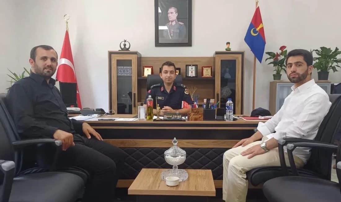 Gökçeada Müftüsü Muharrem Altınhan ve Fatih Camii Müezzin Kayyımı Akif