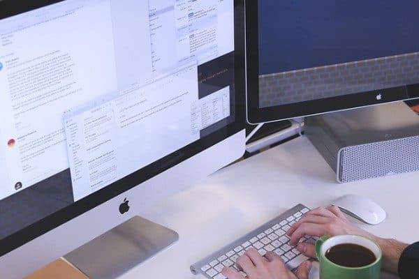 Ahlatcı Yatırım'ın değerlendirmesinde, bu sabah CDS'in 294,40 bandında seyrettiği belirtildi. Borsa
