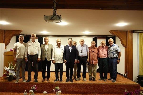 Deniz tutkunu Sadun Boro, vefatının yıl dönümünde yakın çevresinin de