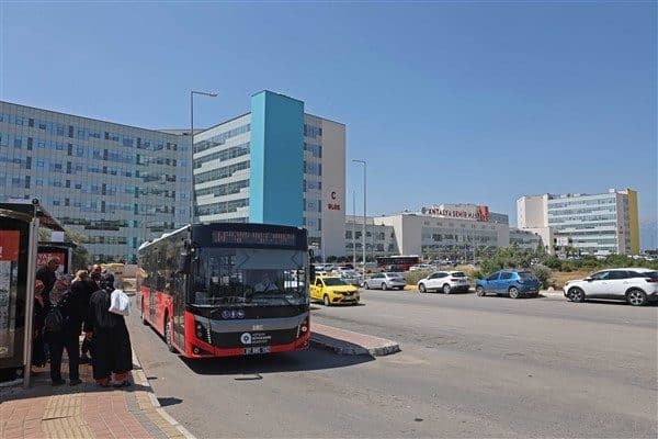 Antalya Şehir Hastanesi’ne doğrudan ulaşımı sağlayacak 114 numaralı yeni otobüs