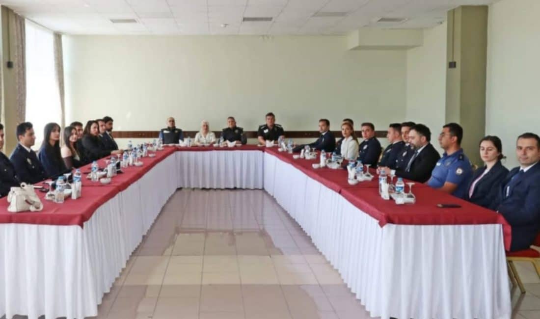 Ardahan İl Emniyet Müdürlüğü bünyesinde görev yapan personelin bir üst