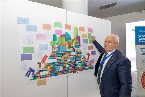 Türkiye Sağlıklı Kentler Birliği ve İzmir Büyükşehir Belediye Başkanı Cemil