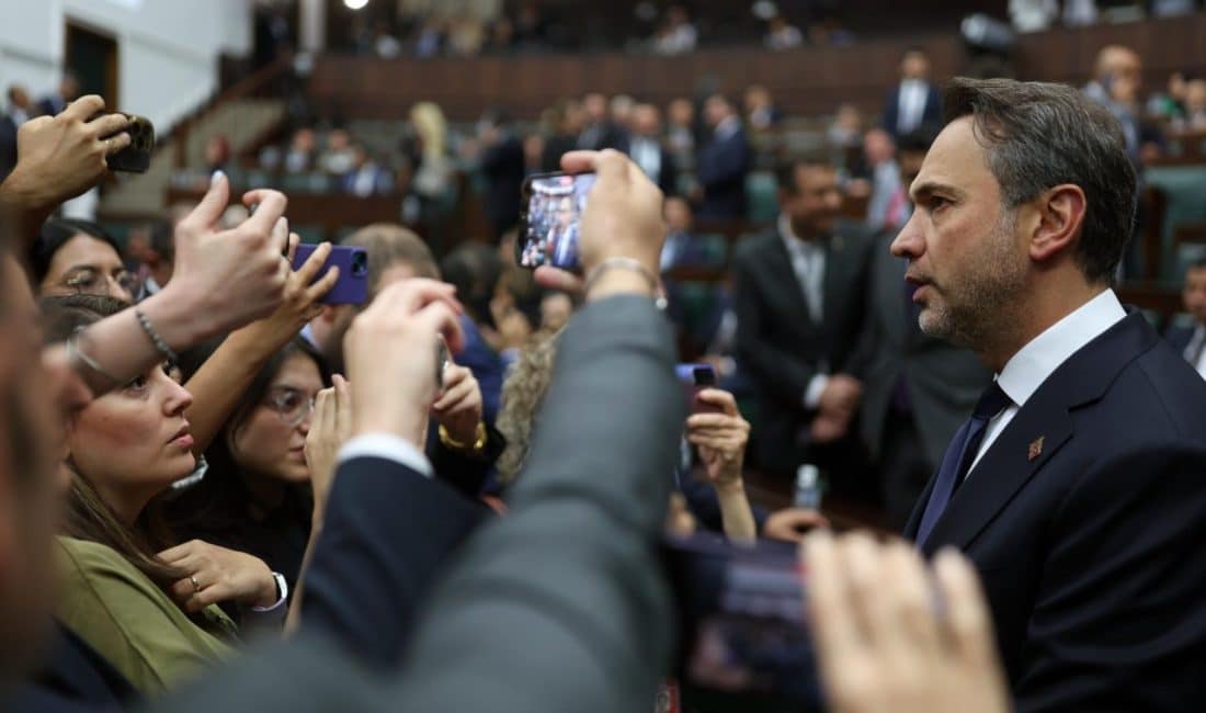 Enerji ve Tabii Kaynaklar Bakanı Alparslan Bayraktar, AK Parti TBMM Grup