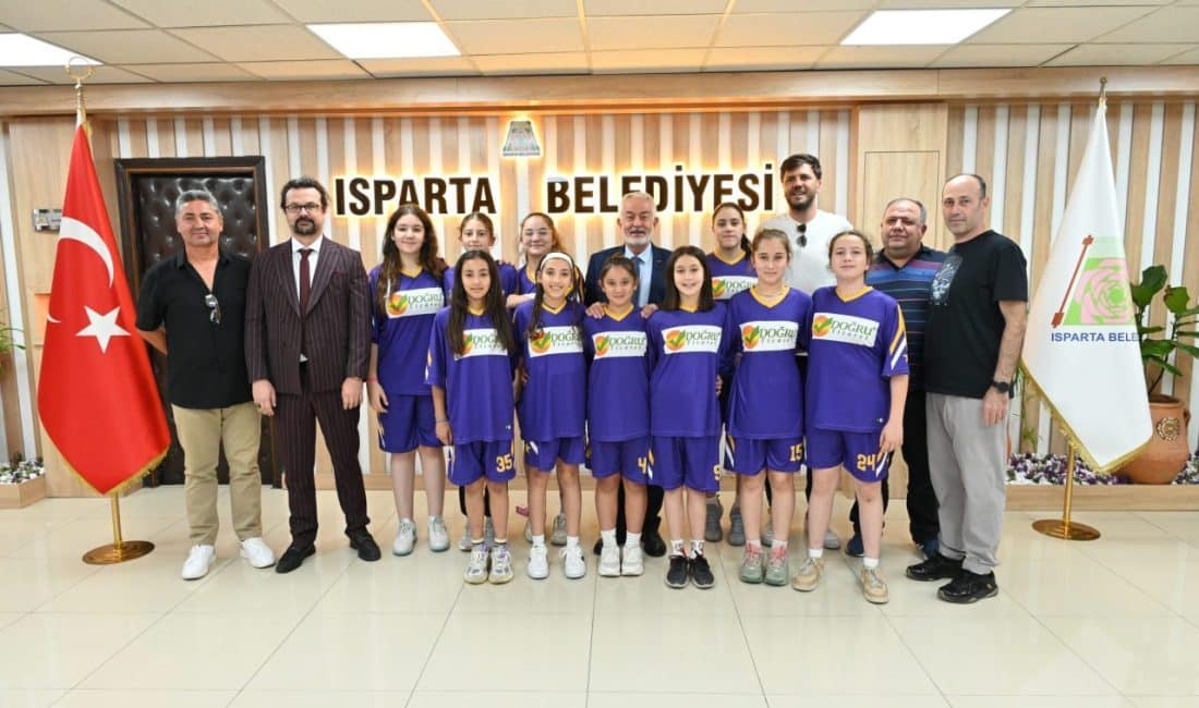 Isparta’nın ev sahipliğinde düzenlenen Okul Sporları Basketbol Küçükler Türkiye Şampiyonası’nda