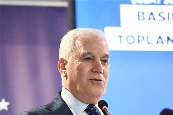 Bursa Büyükşehir Belediye Başkanı Bozbey, Manisa Büyükşehir Belediye Başkanı Ferdi